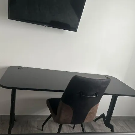 Pavillon Neuf Créances